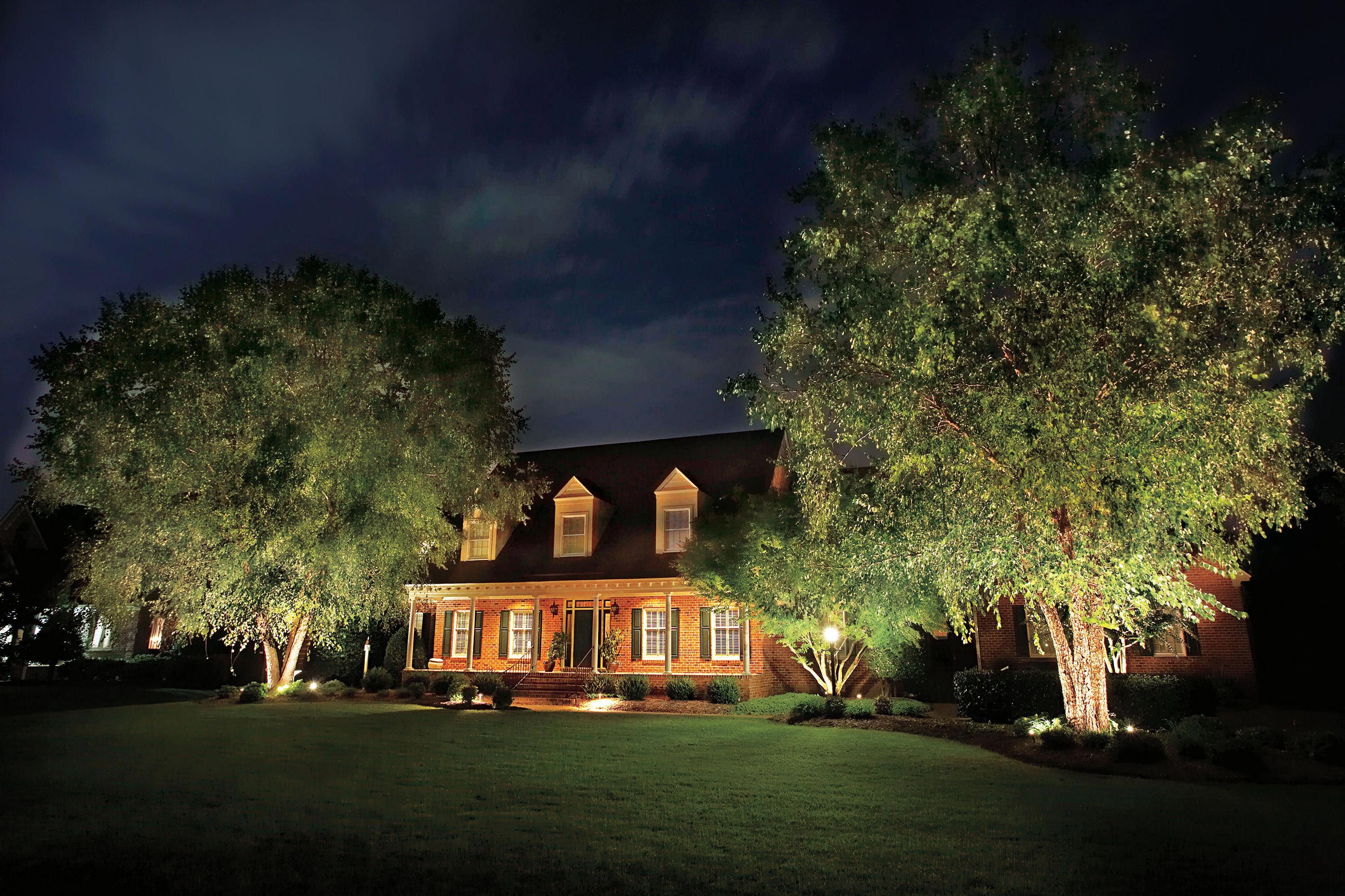 Landscape Lighting Showcase: Westgate's 12V 5W LED Garden Light - Sonic Electric
