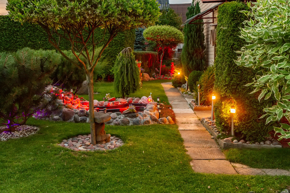 11 Creative Path Lighting Ideas For A Welcoming Entrance