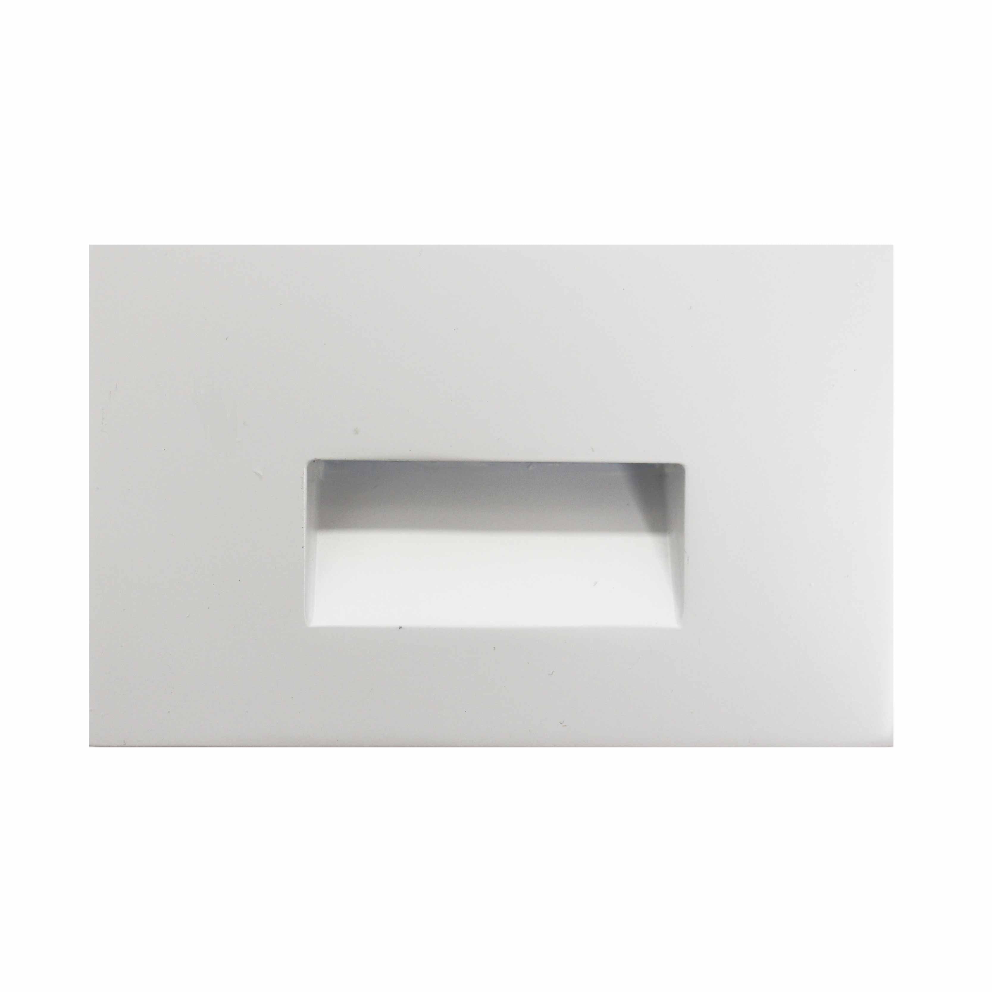 Westgate SLEA-12V-27K-BN, Westgate Polycarbonate LED Step Light - White